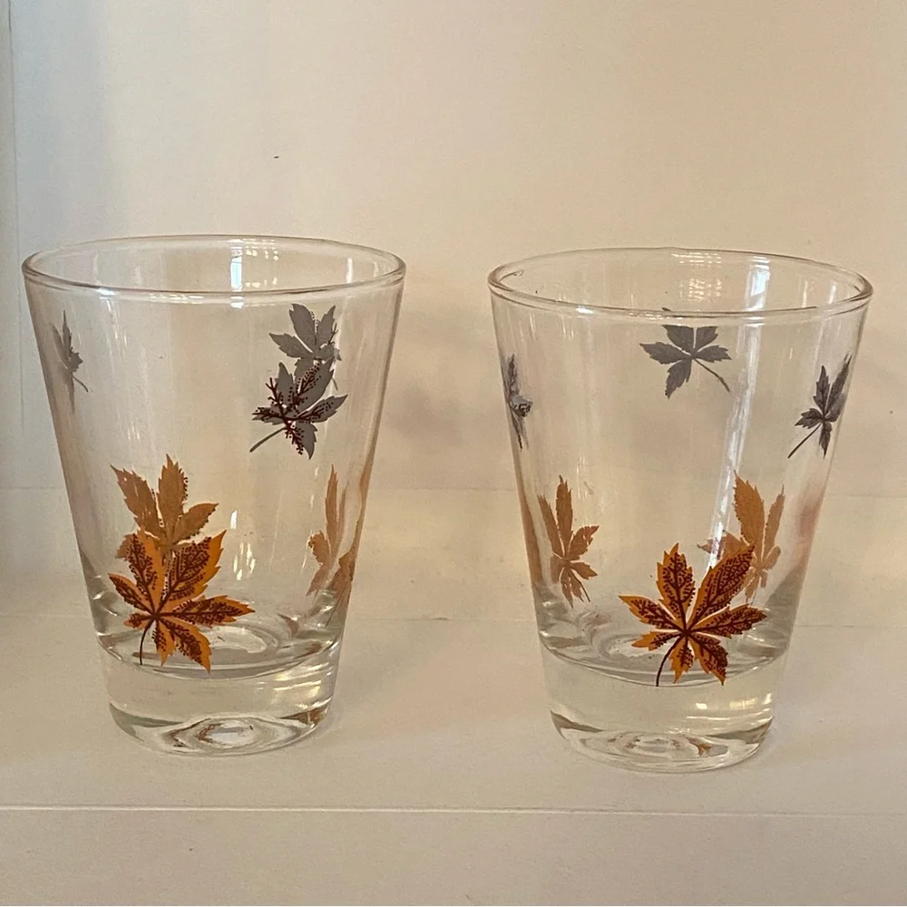 Vintage Set of 2 Bar Glasses or Juice Glasses 3.5” MCM Hollywood Regency EUC